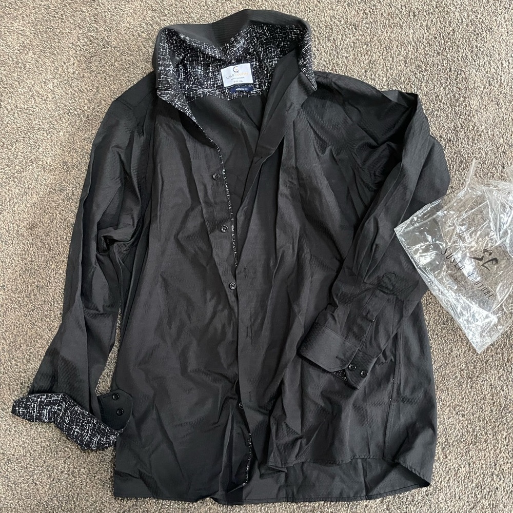 New with tags Suslo Contour mens button down